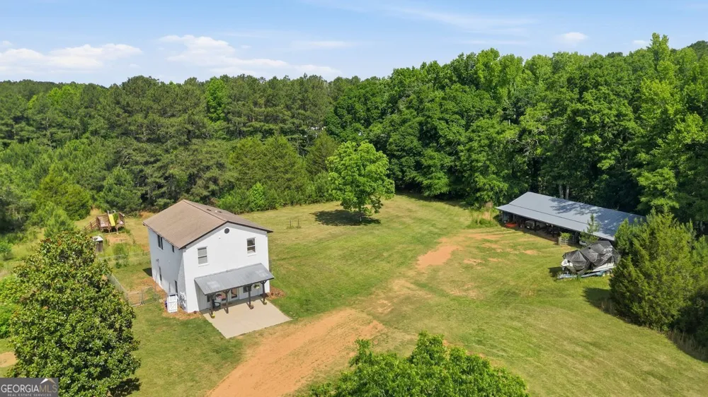 1465 Thurston Snow RD Good Hope, GA 30641