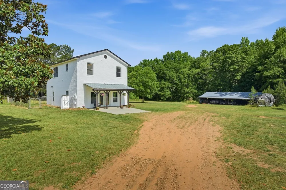 1465 Thurston Snow RD Good Hope, GA 30641