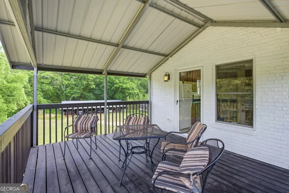 1465 Thurston Snow RD Good Hope, GA 30641