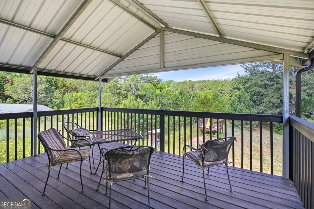 1465 Thurston Snow RD Good Hope, GA 30641