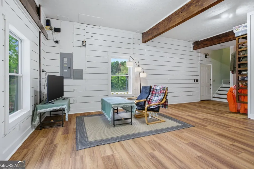1465 Thurston Snow RD Good Hope, GA 30641