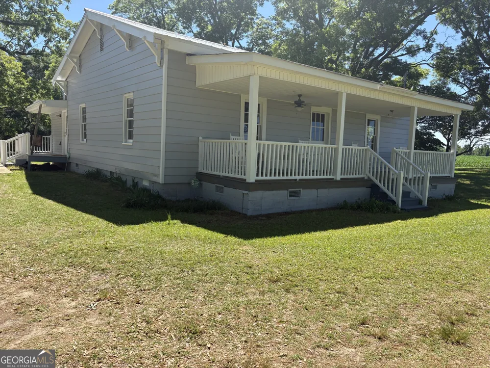 2638 Henderson Grove RD Sandersville, GA 31082