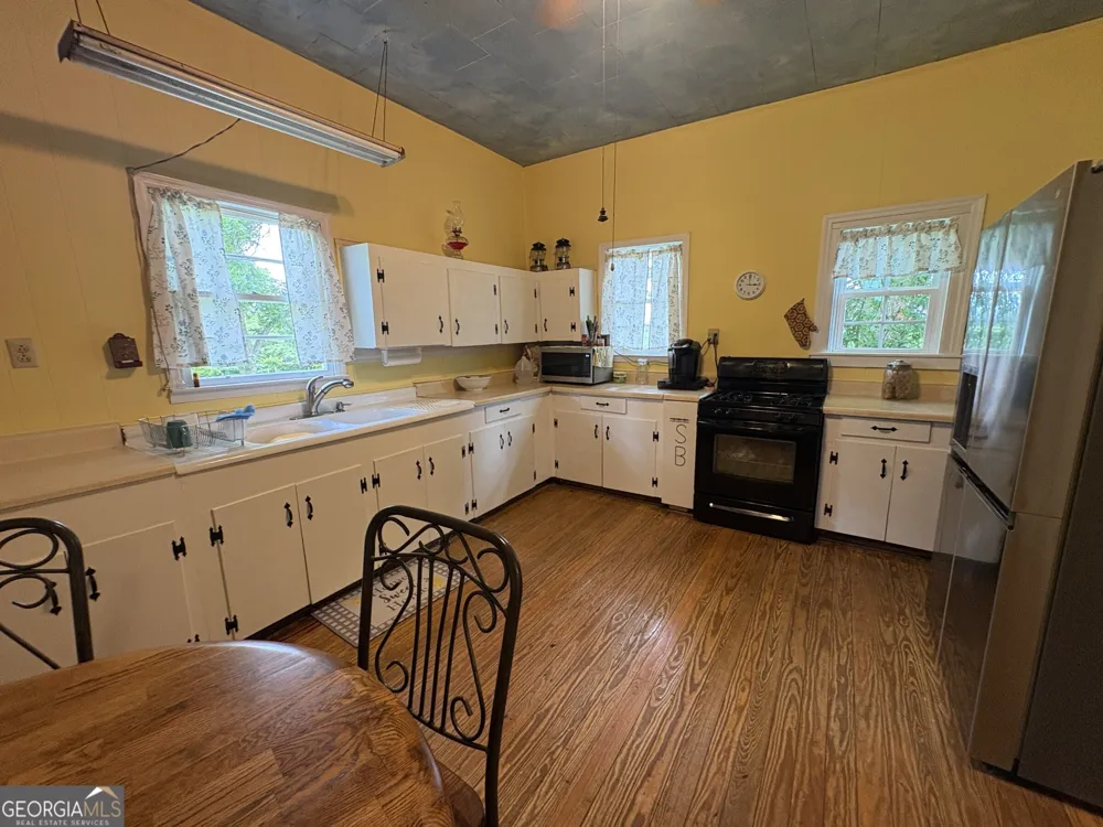 2638 Henderson Grove RD Sandersville, GA 31082