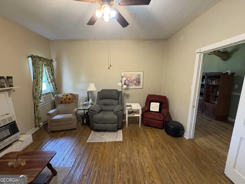 2638 Henderson Grove RD Sandersville, GA 31082