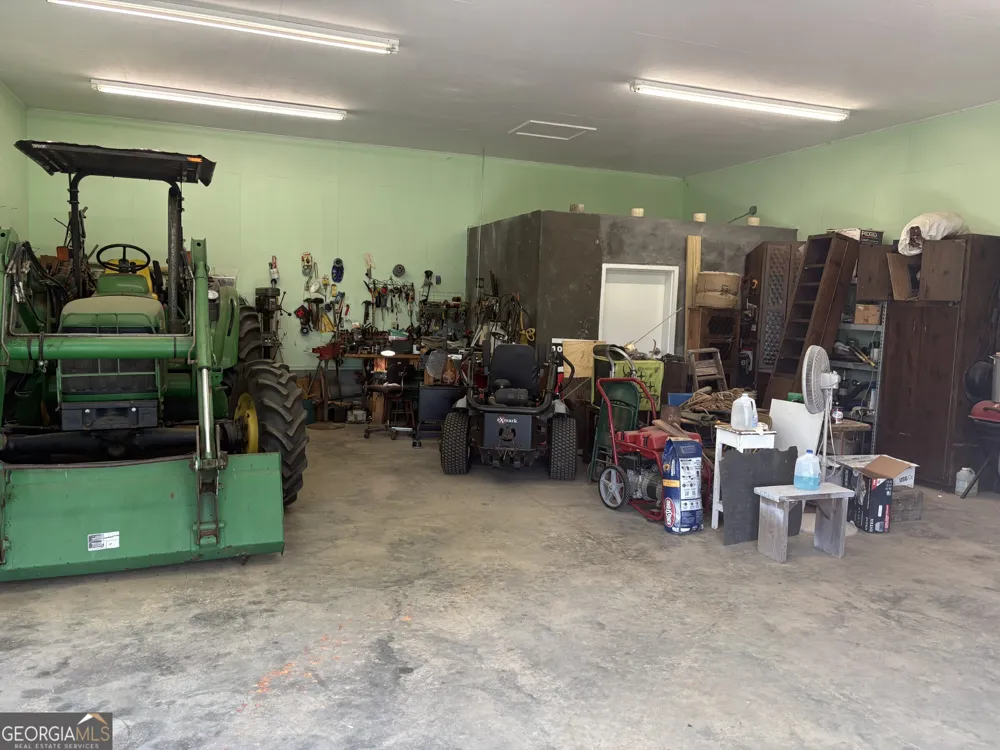 2638 Henderson Grove RD Sandersville, GA 31082