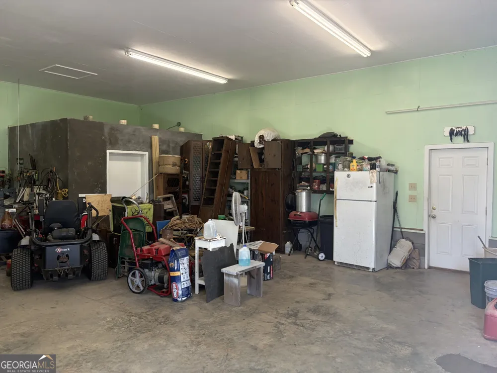 2638 Henderson Grove RD Sandersville, GA 31082