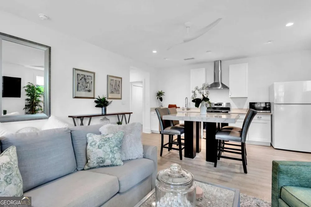 11190 Serenbe LN Chattahoochee Hills, GA 30268