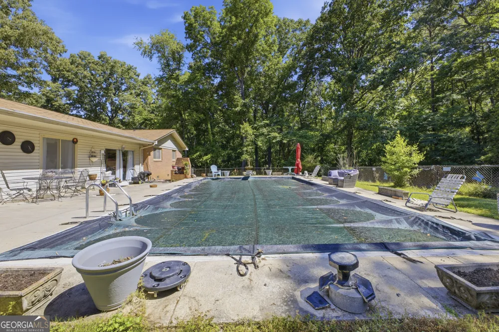 1202 Cave Spring RD Cedartown, GA 30125