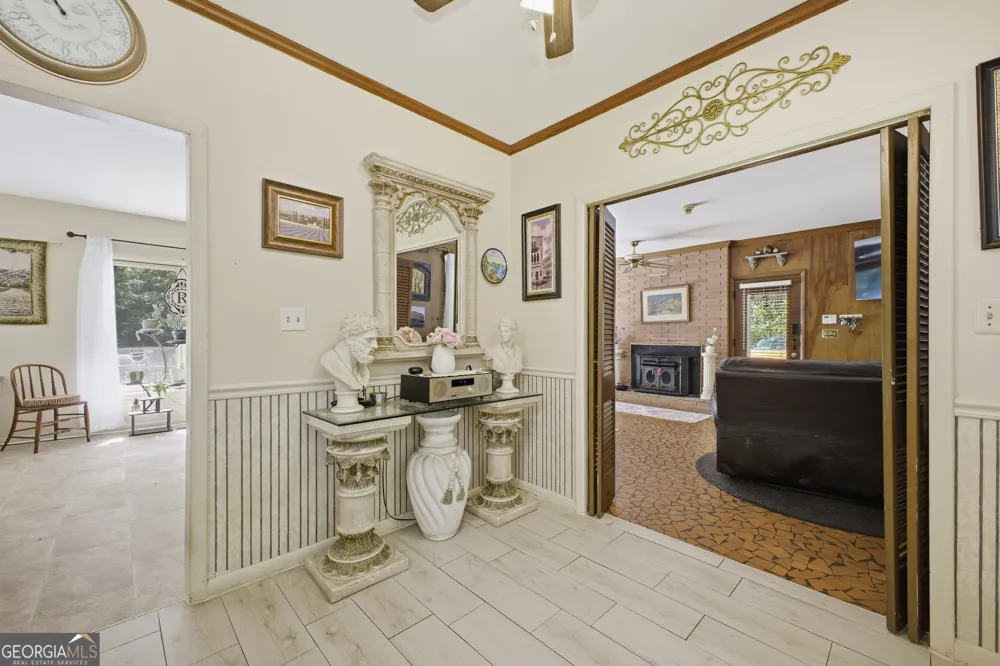1202 Cave Spring RD Cedartown, GA 30125