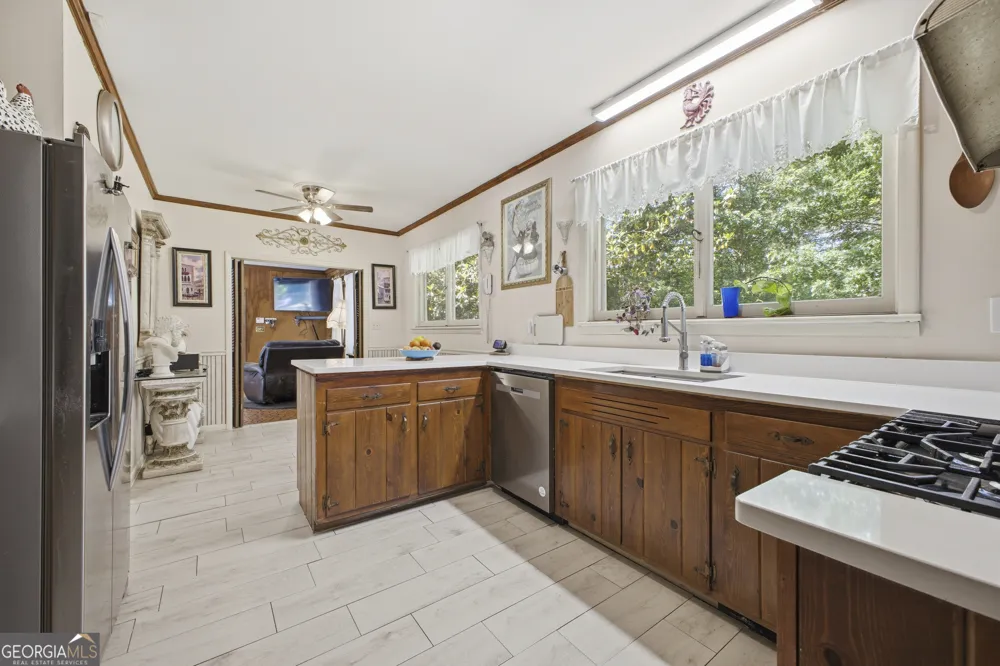 1202 Cave Spring RD Cedartown, GA 30125