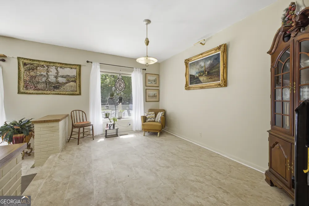 1202 Cave Spring RD Cedartown, GA 30125