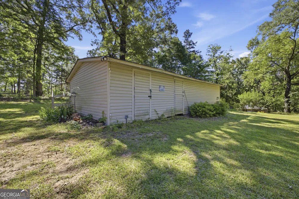 1202 Cave Spring RD Cedartown, GA 30125
