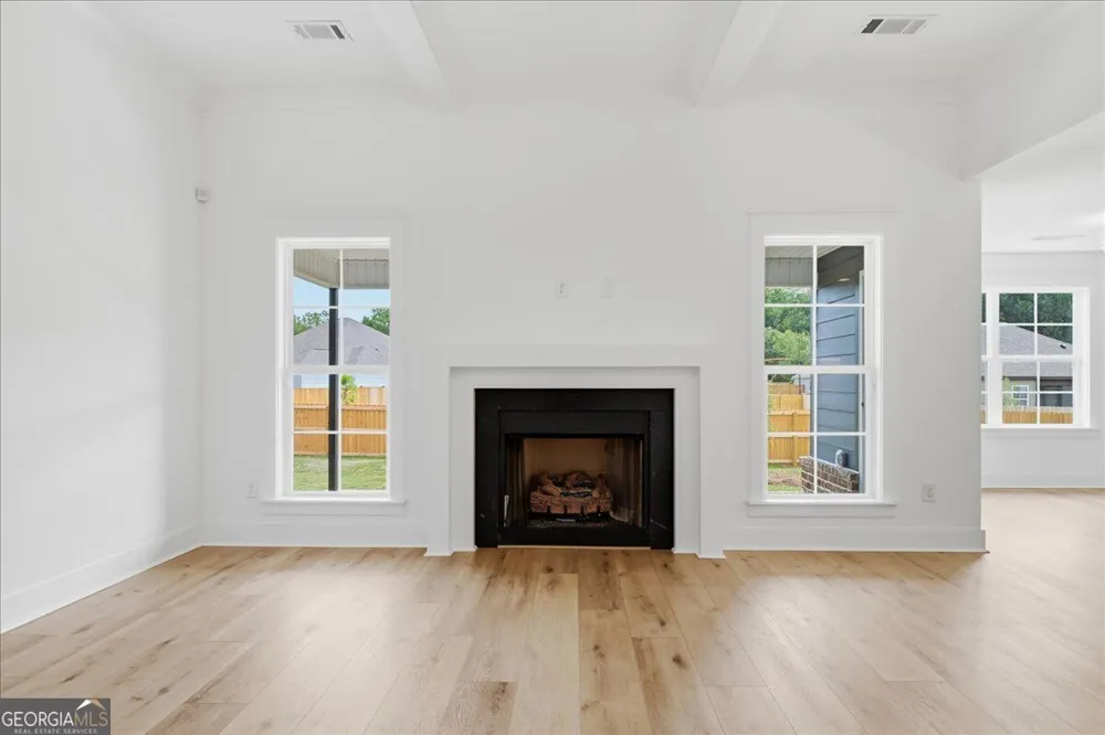 210 Hampton Chase Perry, GA 31069