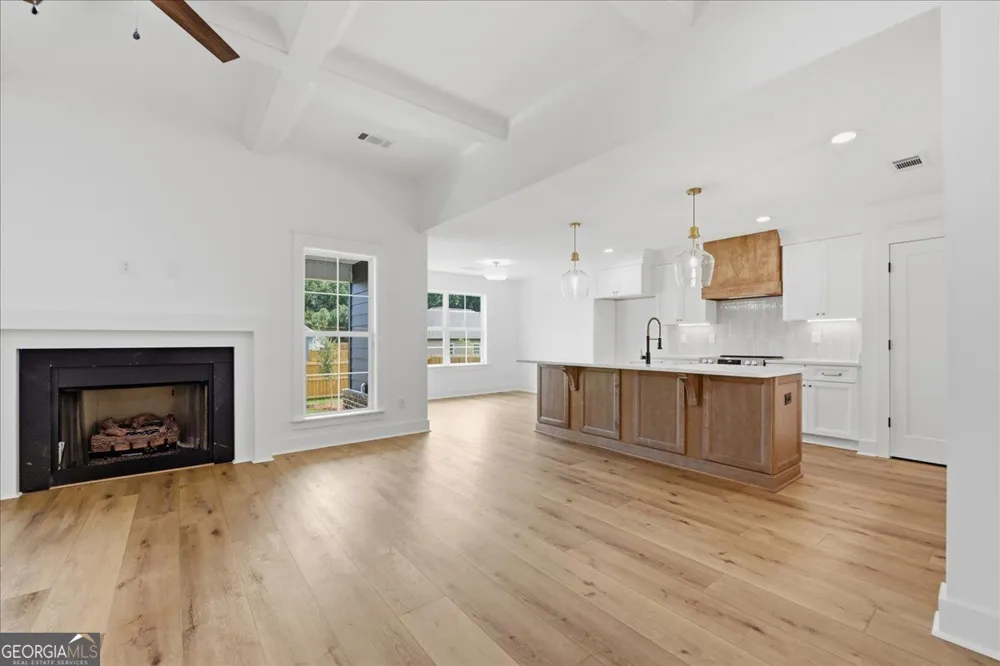 210 Hampton Chase Perry, GA 31069