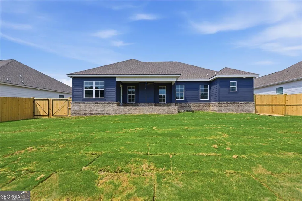 210 Hampton Chase Perry, GA 31069