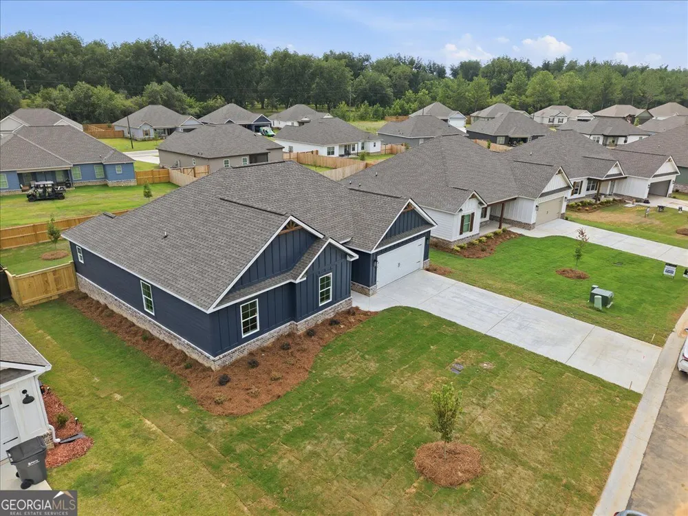 210 Hampton Chase Perry, GA 31069