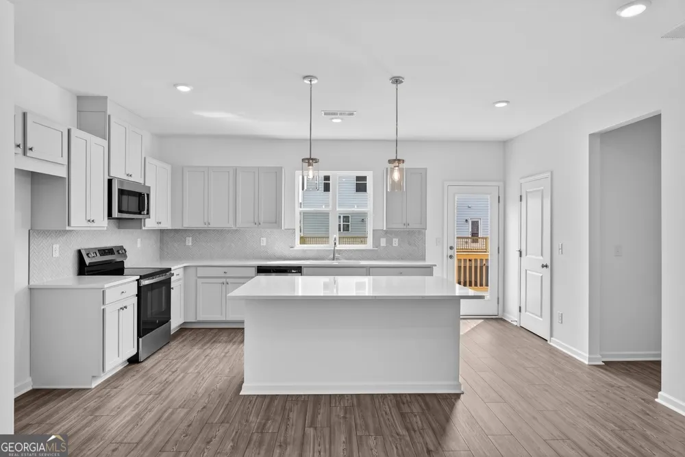 102 Epperly WAY Tucker, GA 30084