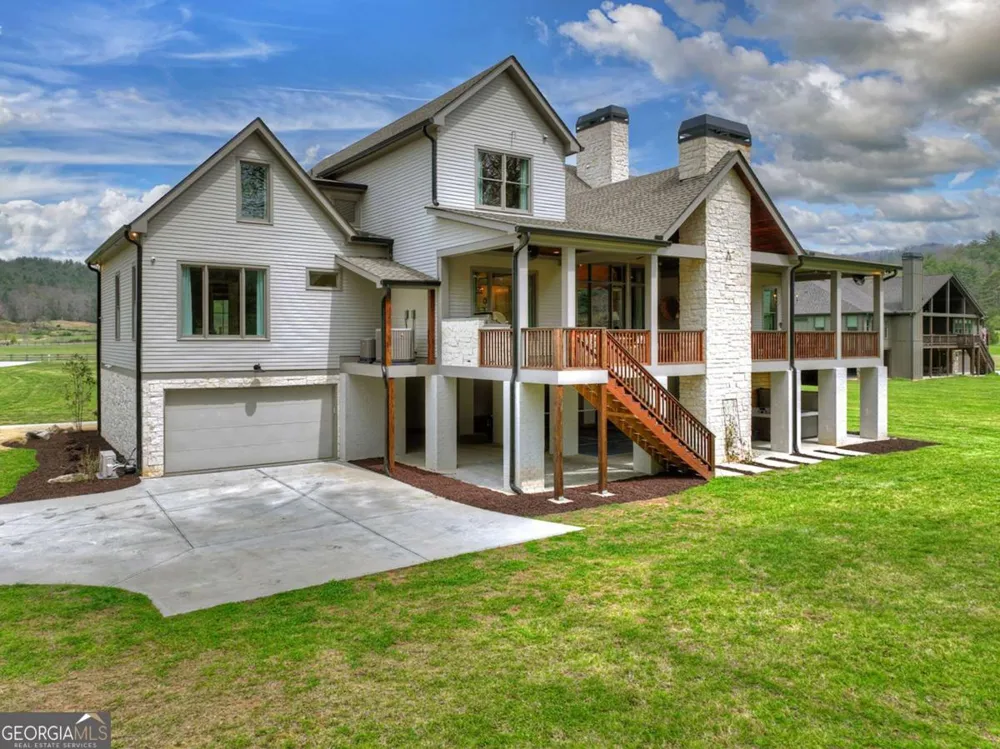 346 Woodeye CIR Suches, GA 30572