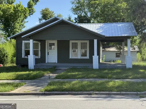 314 E Louisiana AVE