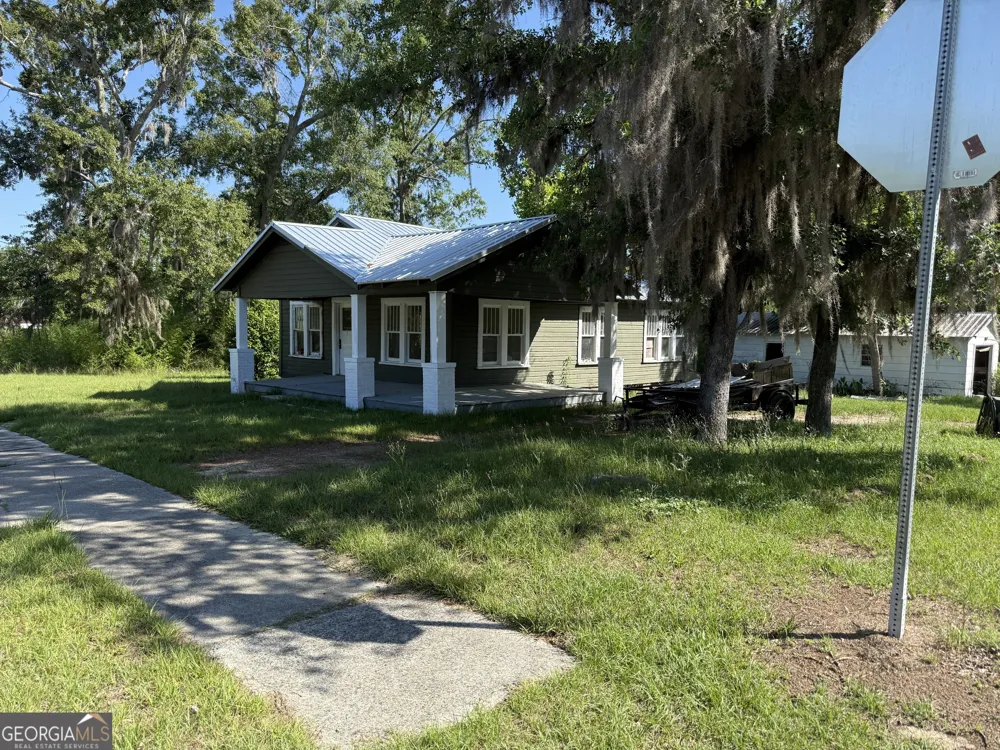 314 E Louisiana AVE Soperton, GA 30457