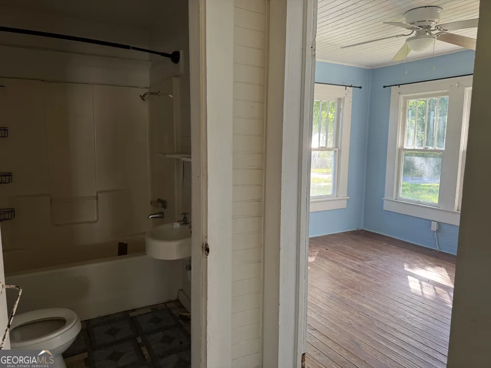 314 E Louisiana AVE Soperton, GA 30457