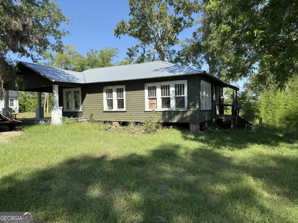 314 E Louisiana AVE Soperton, GA 30457