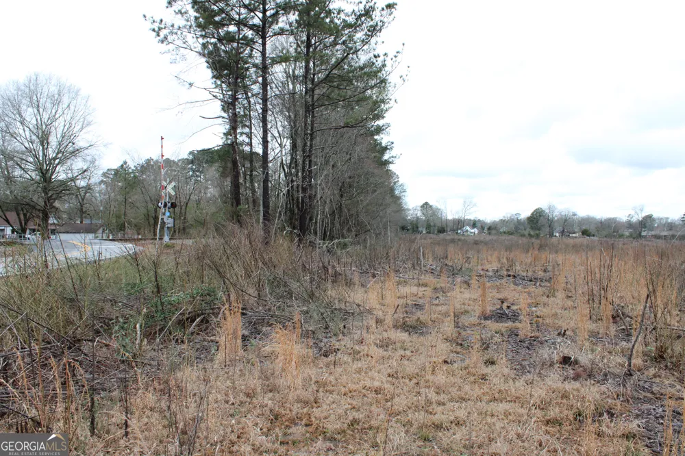 1262 Highway 16 E Jackson, GA 30233