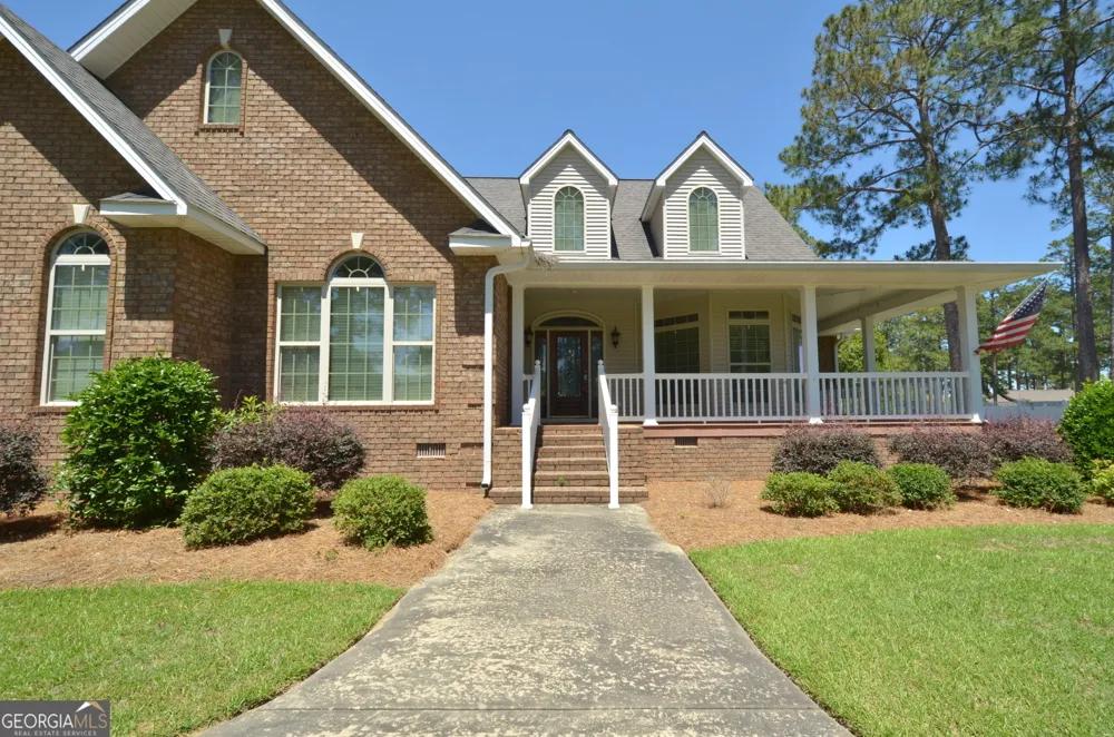 121 Jessup ST Eastman, GA 31023