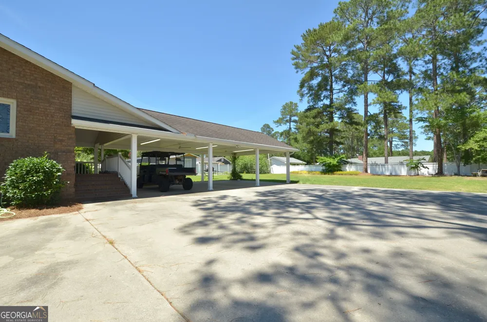 121 Jessup ST Eastman, GA 31023