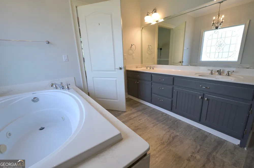 121 Jessup ST Eastman, GA 31023