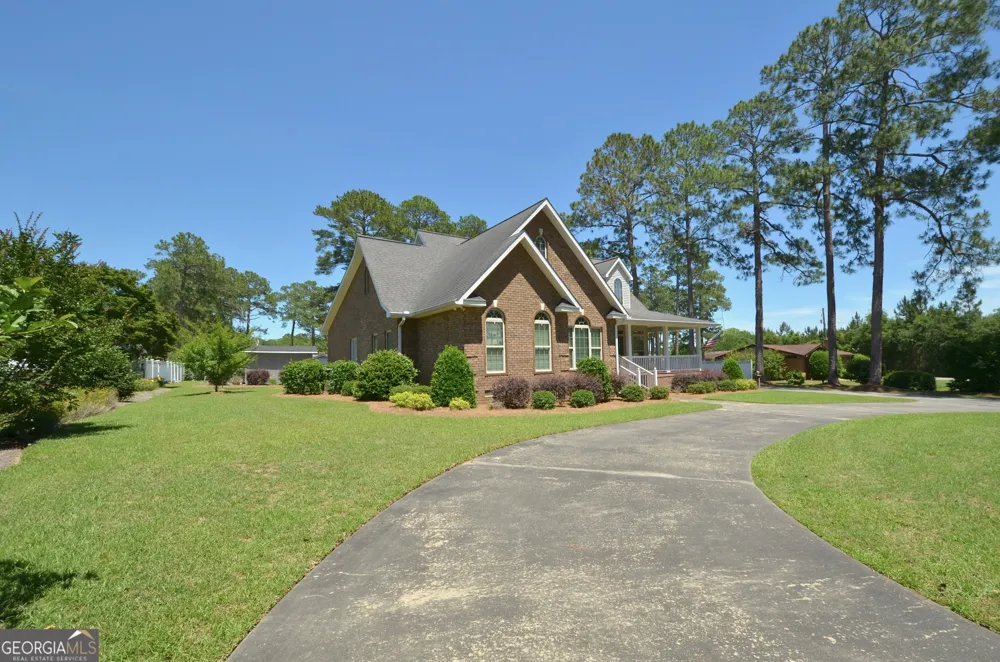 121 Jessup ST Eastman, GA 31023