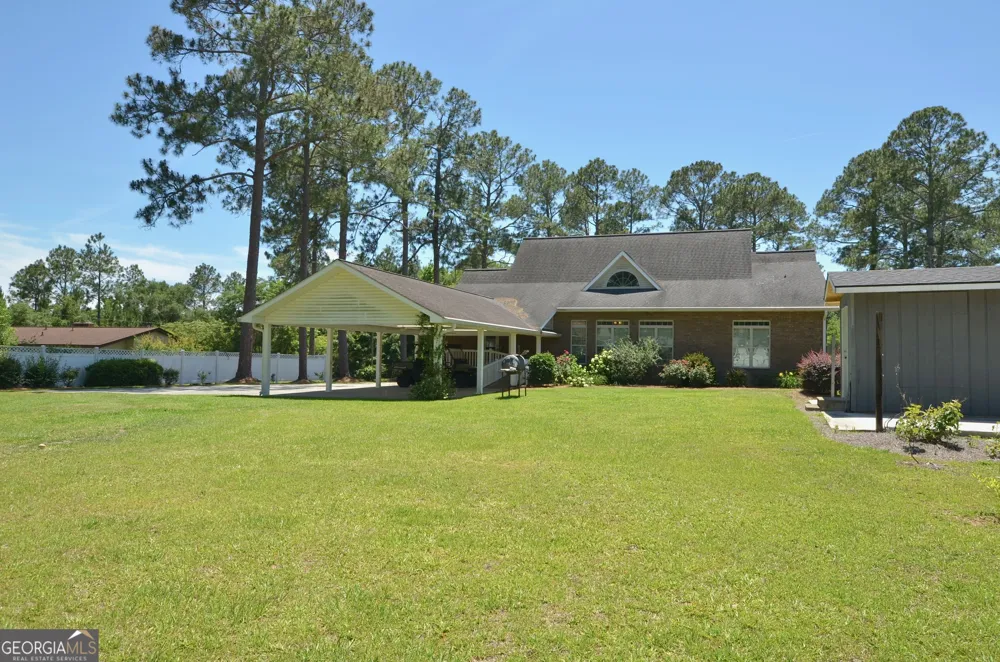 121 Jessup ST Eastman, GA 31023