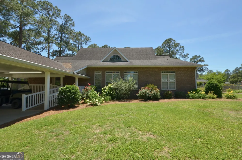 121 Jessup ST Eastman, GA 31023