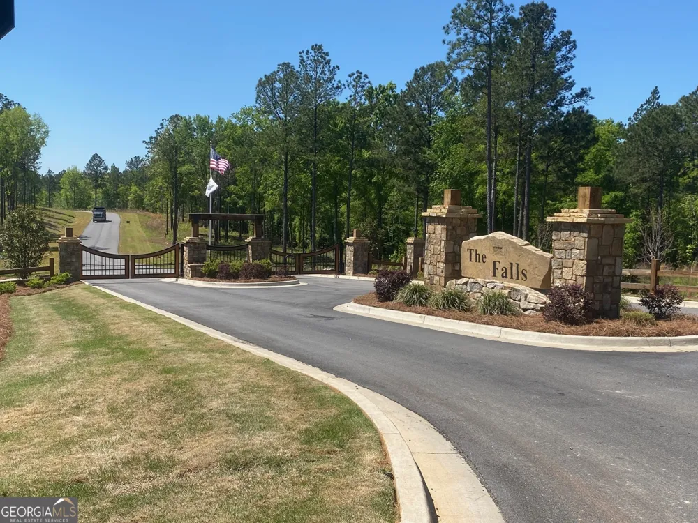 261 Chimney Rock TRL NW Milledgeville, GA 31061