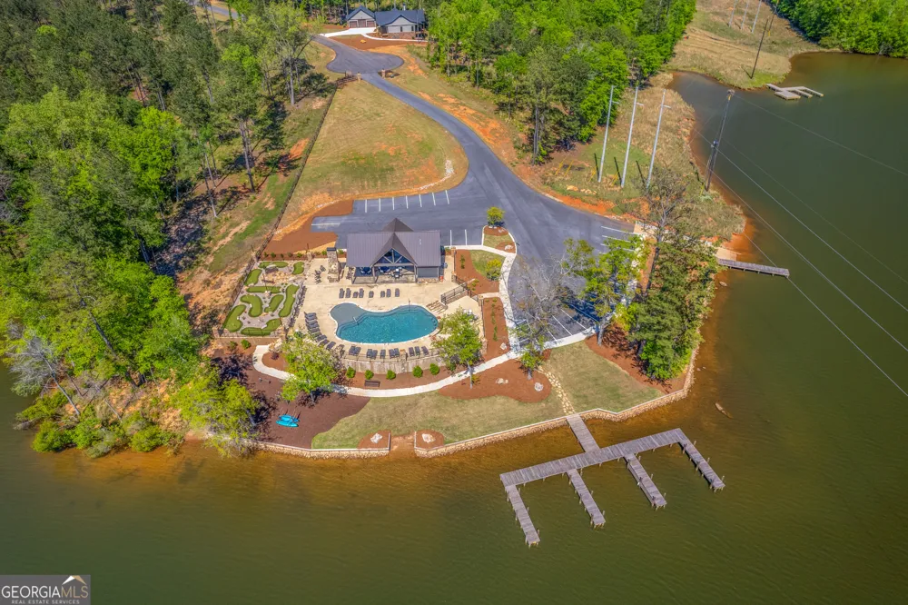 261 Chimney Rock TRL NW Milledgeville, GA 31061