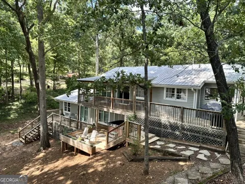 117 Woods LN