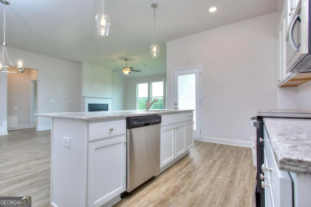 139 Swallowtail LN Homer, GA 30547
