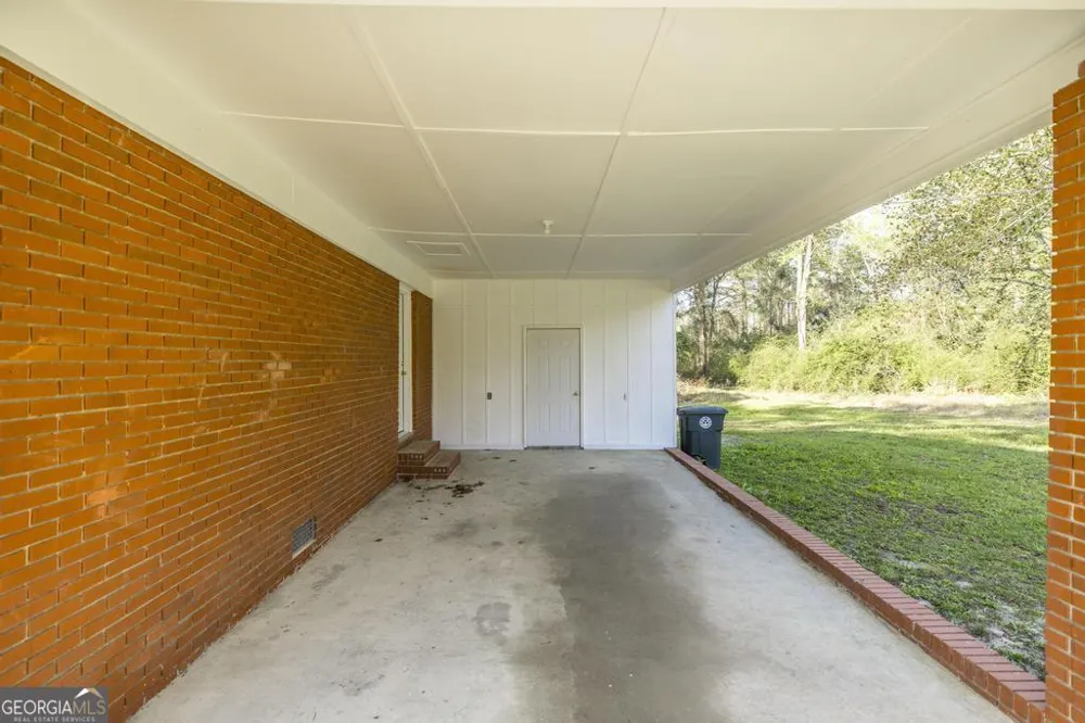 918 Henderson ST Dublin, GA 31021