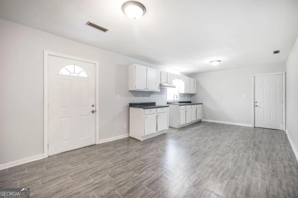918 Henderson ST Dublin, GA 31021