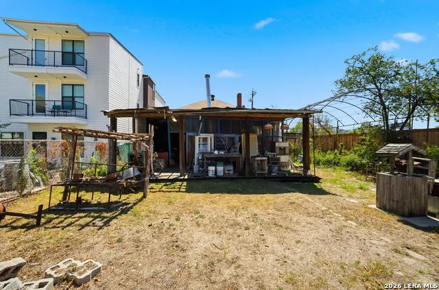 615 E Euclid San Antonio, TX 78212