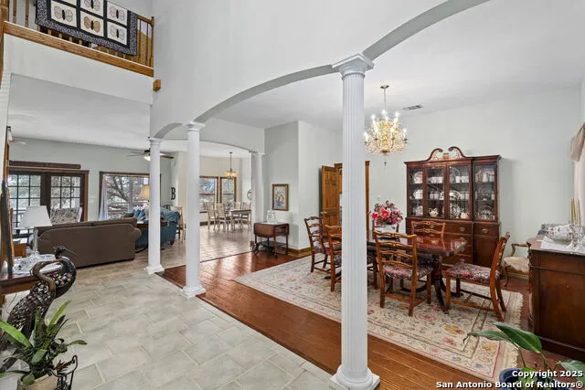 125 Northlake Cove Lakehills, TX 78063