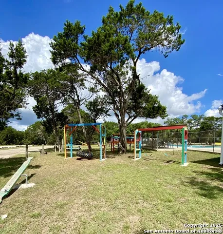 174 Bandera Bandera, TX 78003