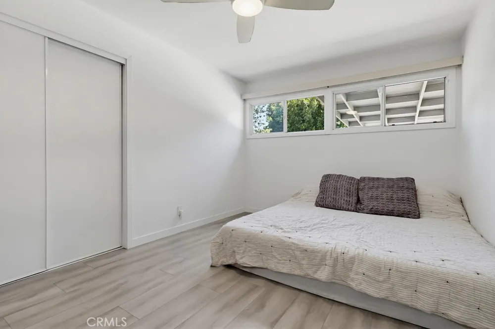 7058 Fullbright Winnetka, CA 91306