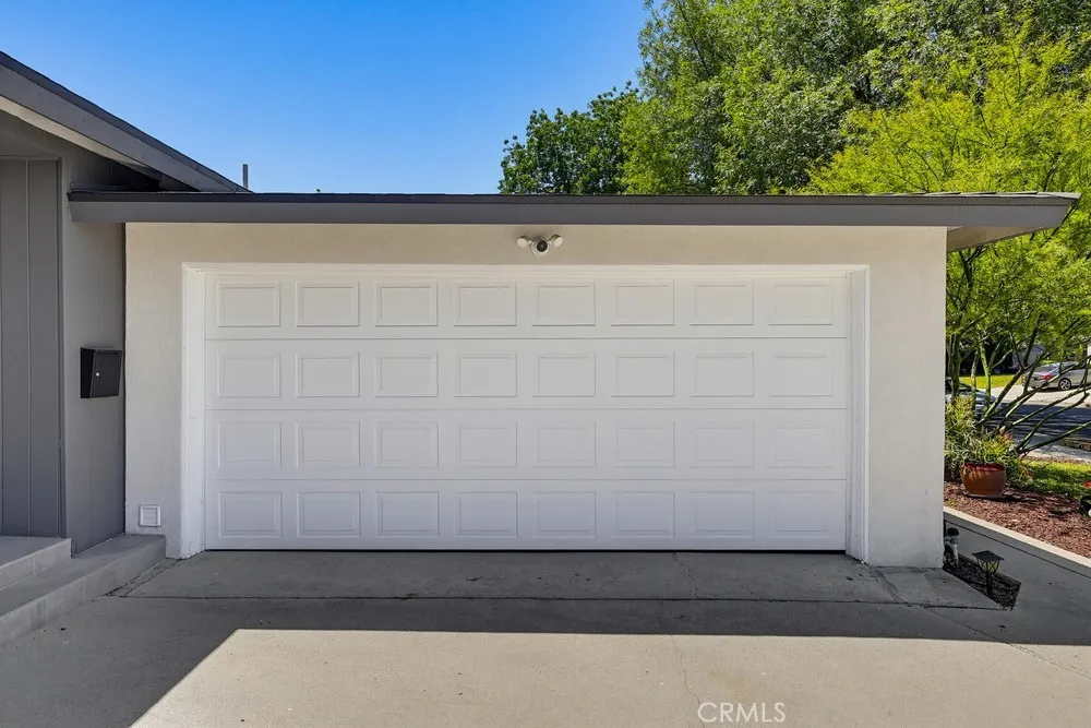 7058 Fullbright Winnetka, CA 91306
