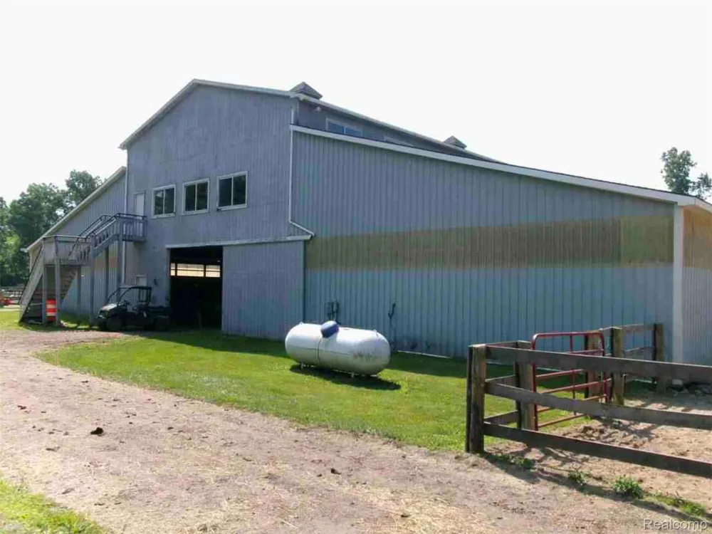 4441 Mack Road Oceola Township, MI 48855