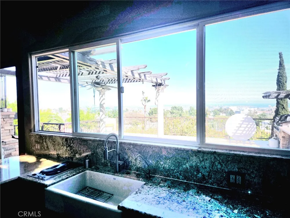 342 Lois San Pedro, CA 90732