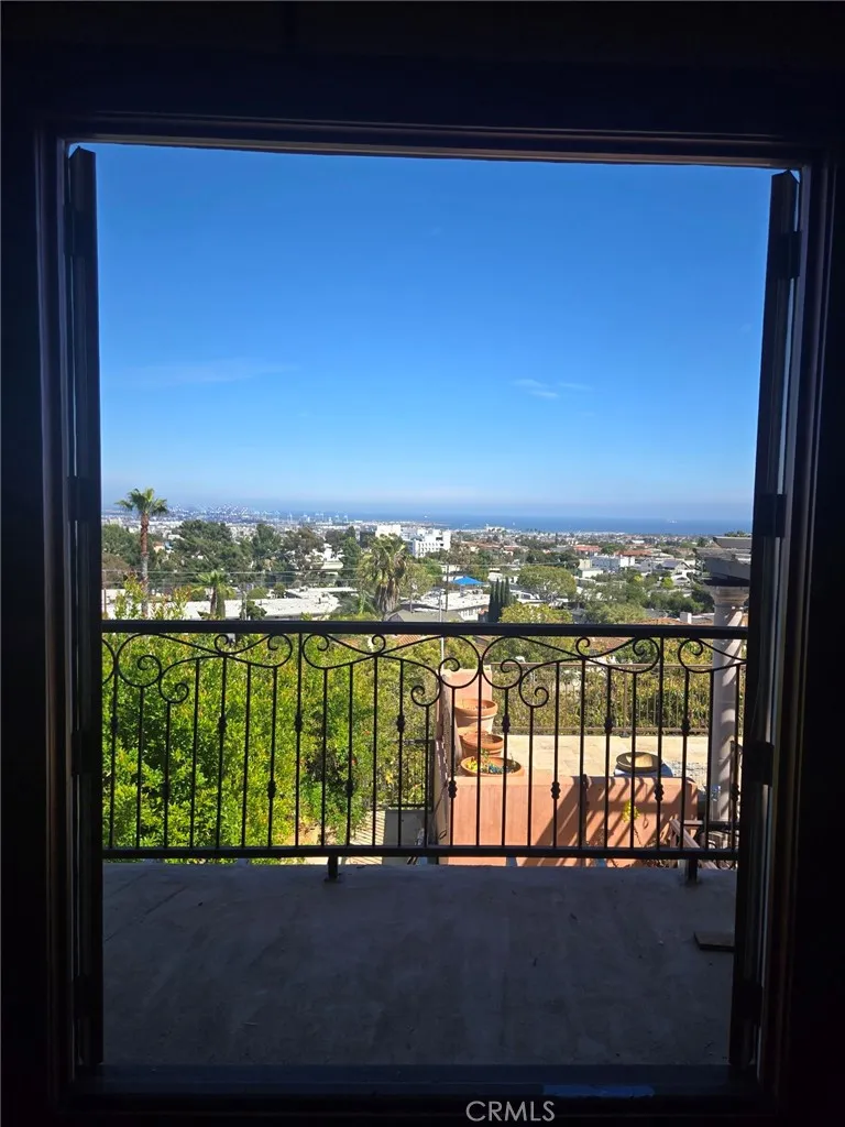 342 Lois San Pedro, CA 90732