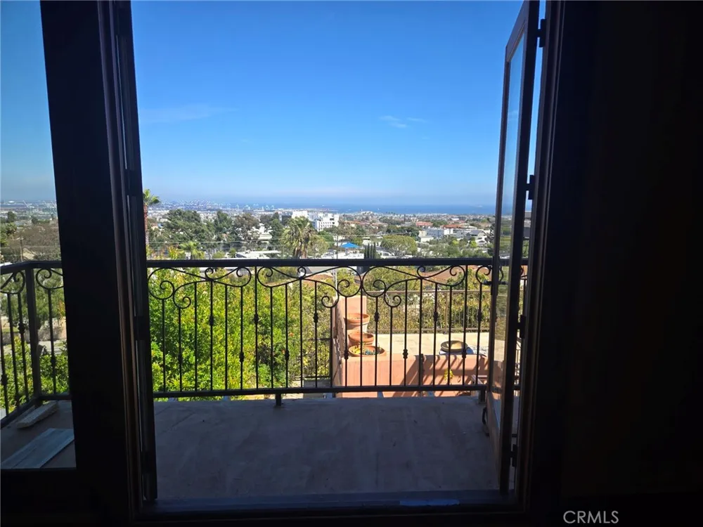 342 Lois San Pedro, CA 90732