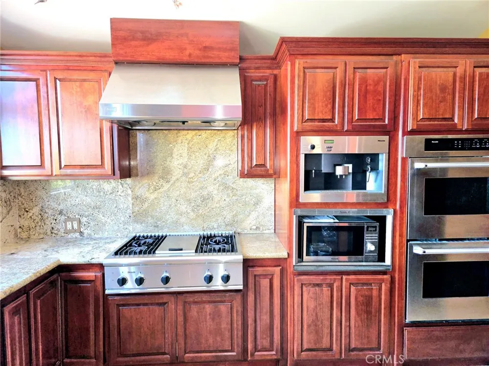 342 Lois San Pedro, CA 90732