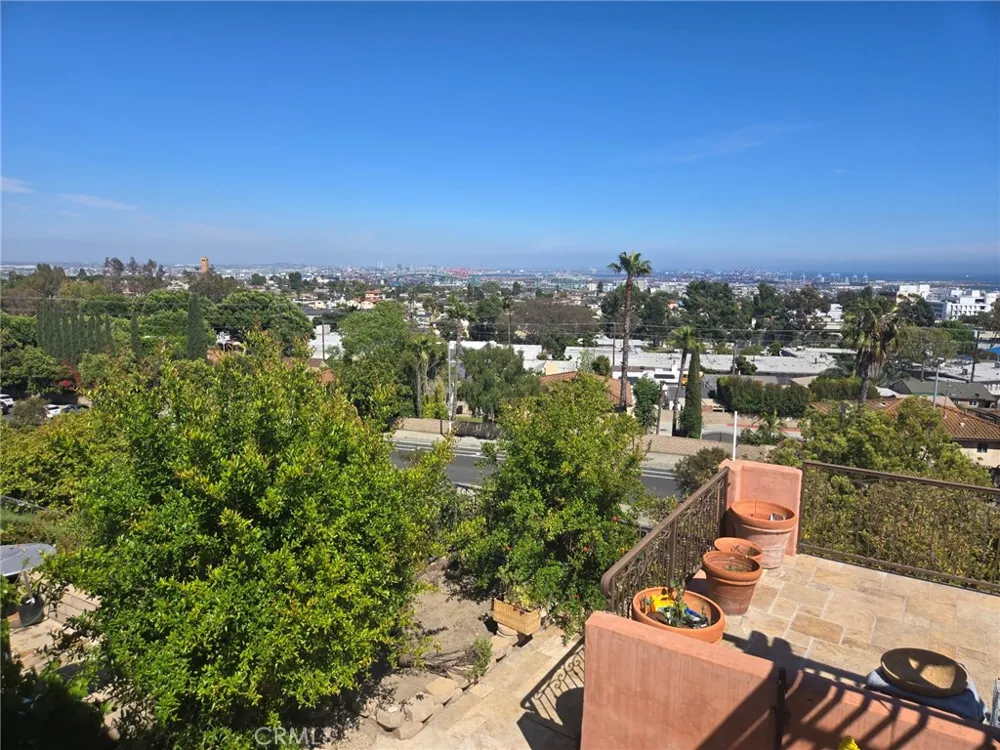 342 Lois San Pedro, CA 90732